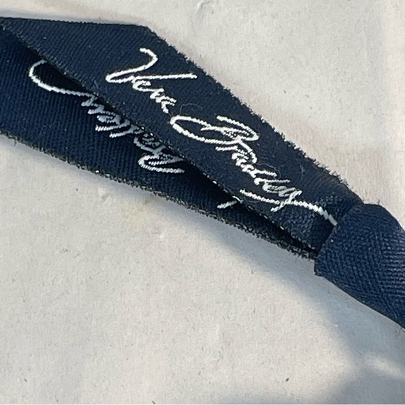 Vera Bradley Rhythm and Blues Small Keychain Wallet ID Pouch - Picture 5 of 9